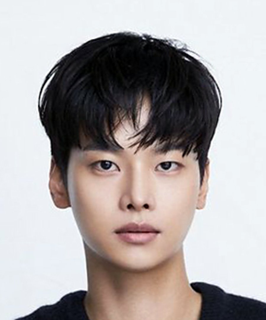 Cha Hak Yeon